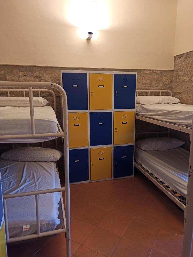 Albergue De Sos del Rey Católico Exteriör bild
