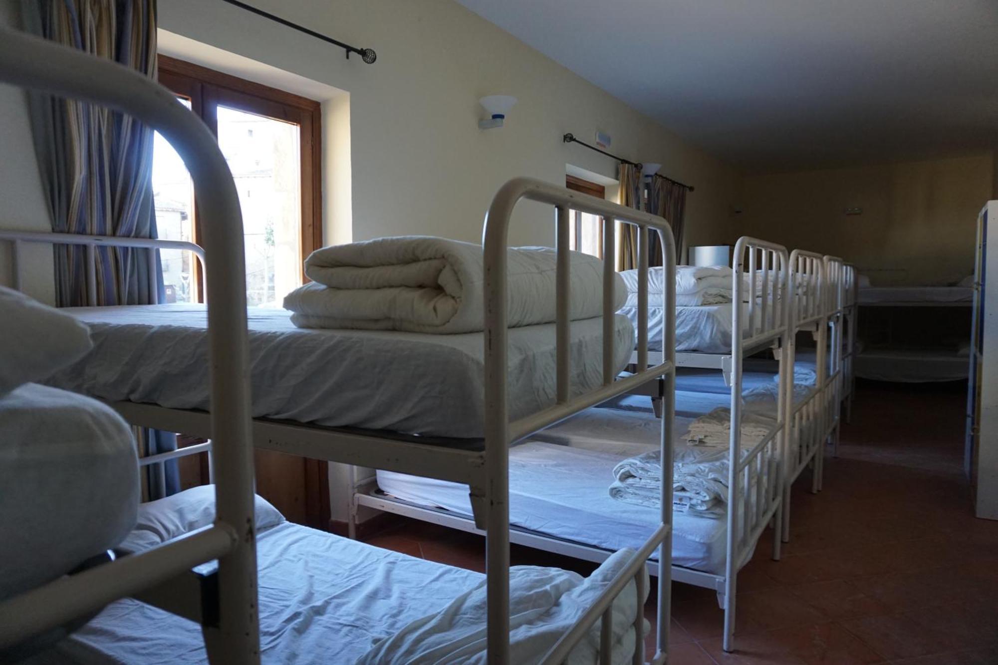 Albergue De Sos del Rey Católico Exteriör bild